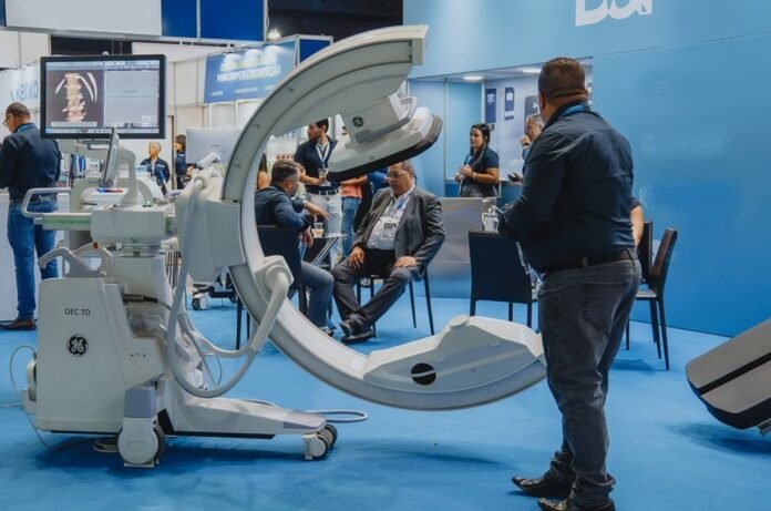 Unicred participa de feira de negócios da área de saúde em Minas Gerais