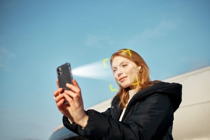 Golpistas usam deepfakes para aplicar golpes milionários em diferentes setores