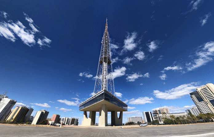 Pontos Turísticos de Brasília: Torre de TV de Brasília