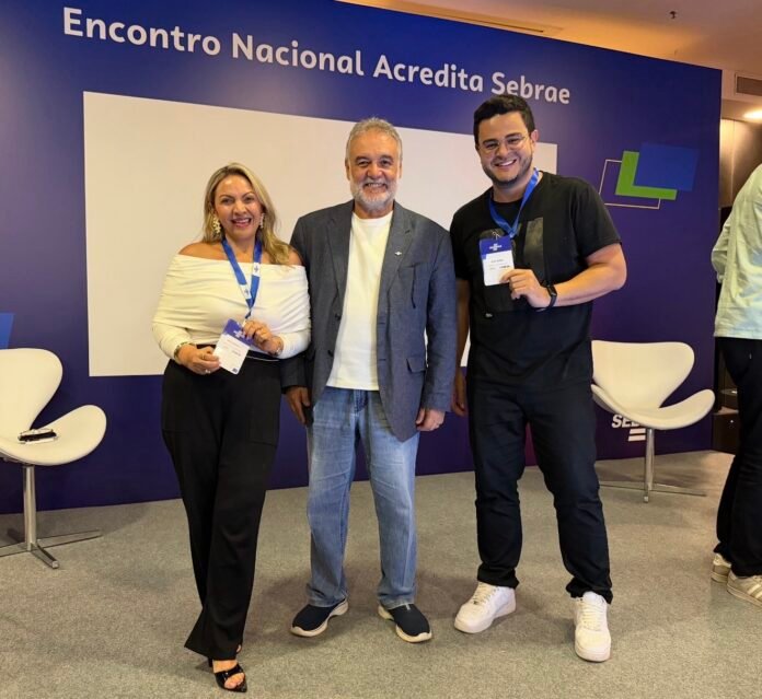 Eldo Gomes (@EldoGomes) e Karl Jeanneth (@CheiasDeSegredos) prestigiam evento do Sebrae Nacional em São Paulo.