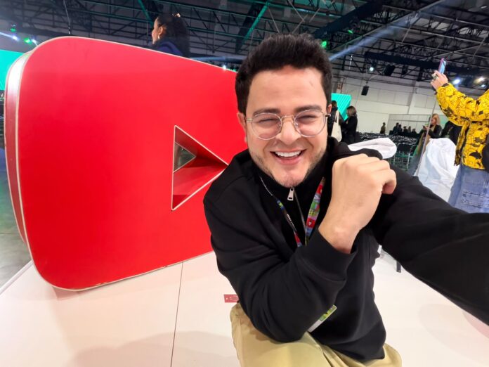 YouTuber Eldo Gomes , canal Eldo Gomes no YouTube, Youtubers de sao paulo, youtubers do rio de janeiro, youtubers de brasília, youtubers famosos brasil @eldogomes youtubers gamers, youtubers shorts. youtubers famosos brasil, youtubers creatros brasil, Eldo Gomes TV - um dos youtubers mais famosos jornalistas