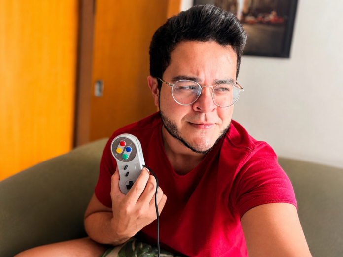 Influenciadores gamers de Brasília: Eldo Gomes lança série de Super Mario